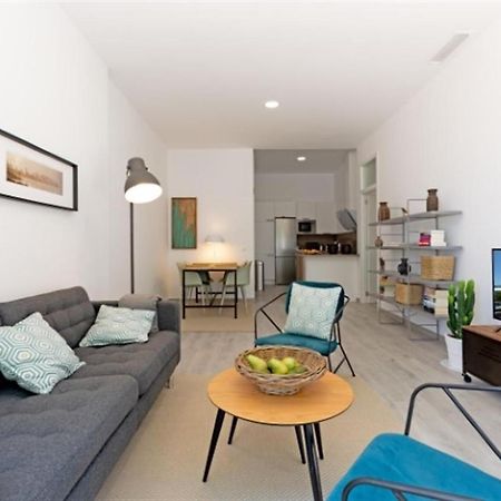 Beach Apartment Montemarcarihuela Torremolinos Ngoại thất bức ảnh