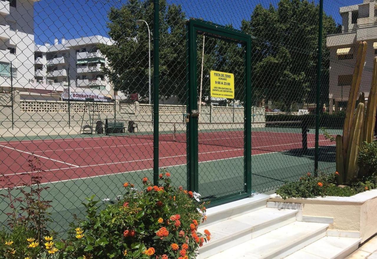 Beach Apartment Montemarcarihuela Torremolinos Ngoại thất bức ảnh